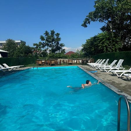 Guka Hotel! Kobuleti Esterno foto