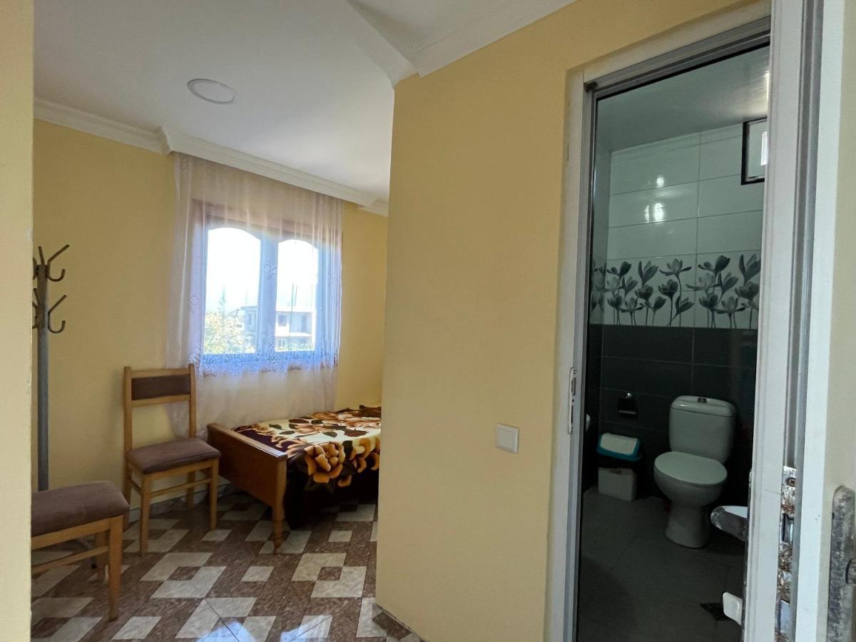 Guka Hotel! Kobuleti Esterno foto